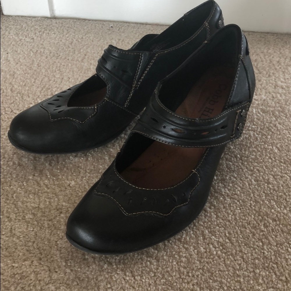 Cobb Hill black Mary Jane heels